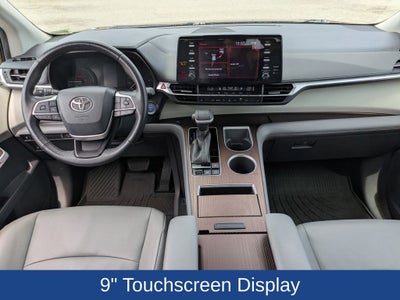 2021 Toyota Sienna XLE 7 Passenger