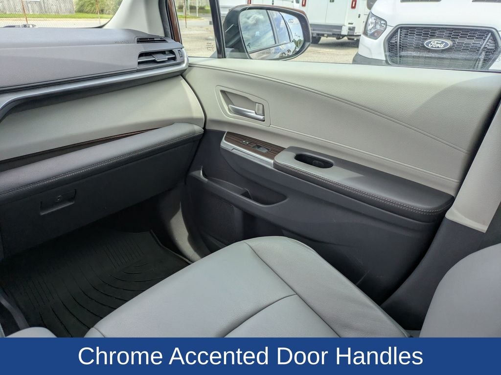 2021 Toyota Sienna XLE 7 Passenger