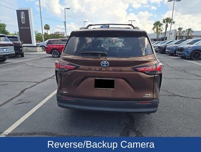 2021 Toyota Sienna XLE 7 Passenger