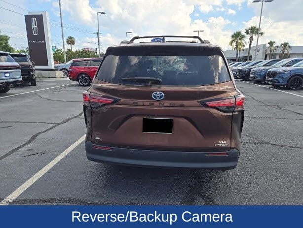2021 Toyota Sienna XLE 7 Passenger