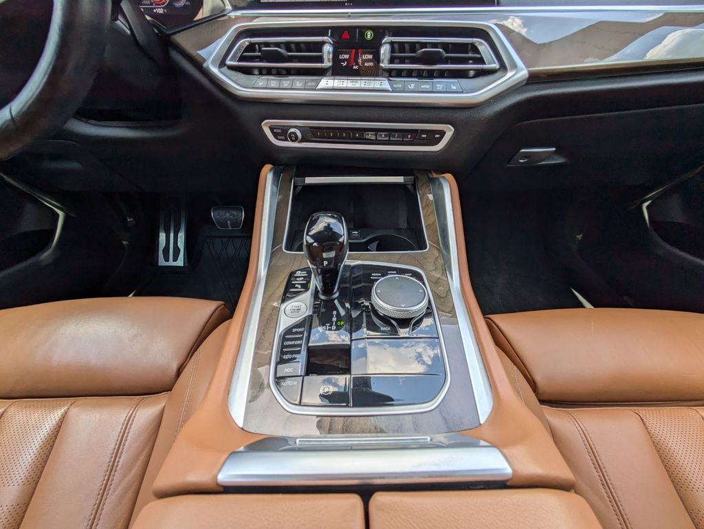 2022 BMW X6 xDrive40i
