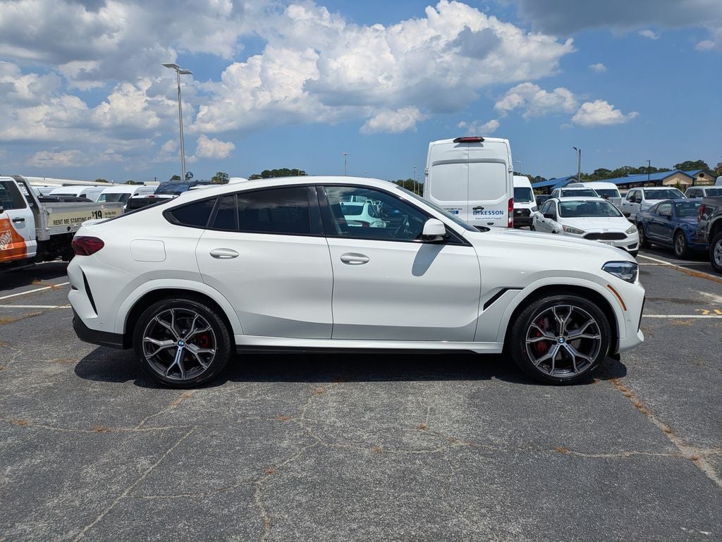 2022 BMW X6 xDrive40i