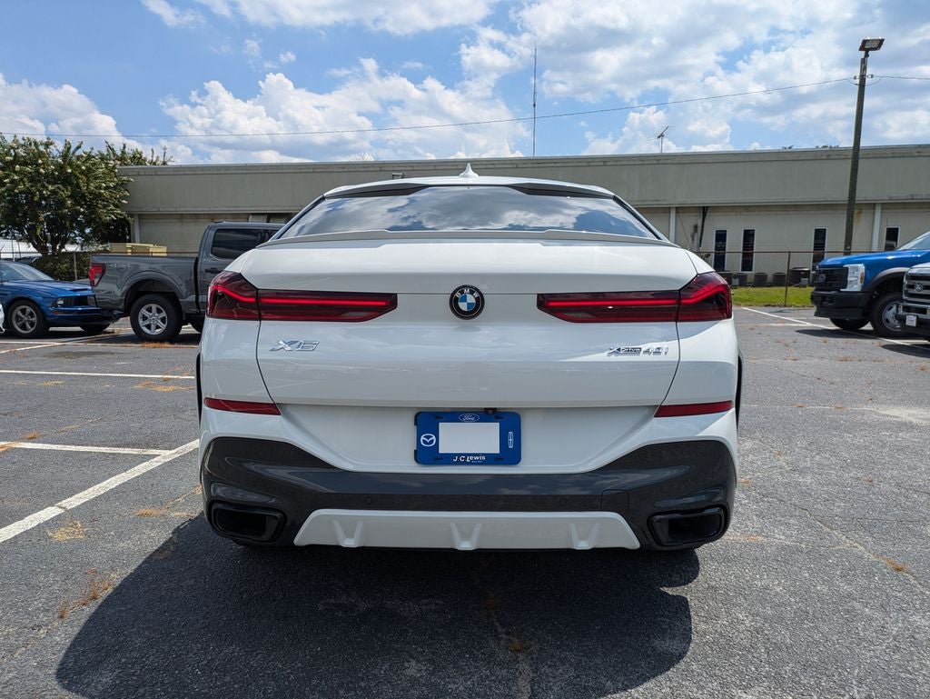 2022 BMW X6 xDrive40i