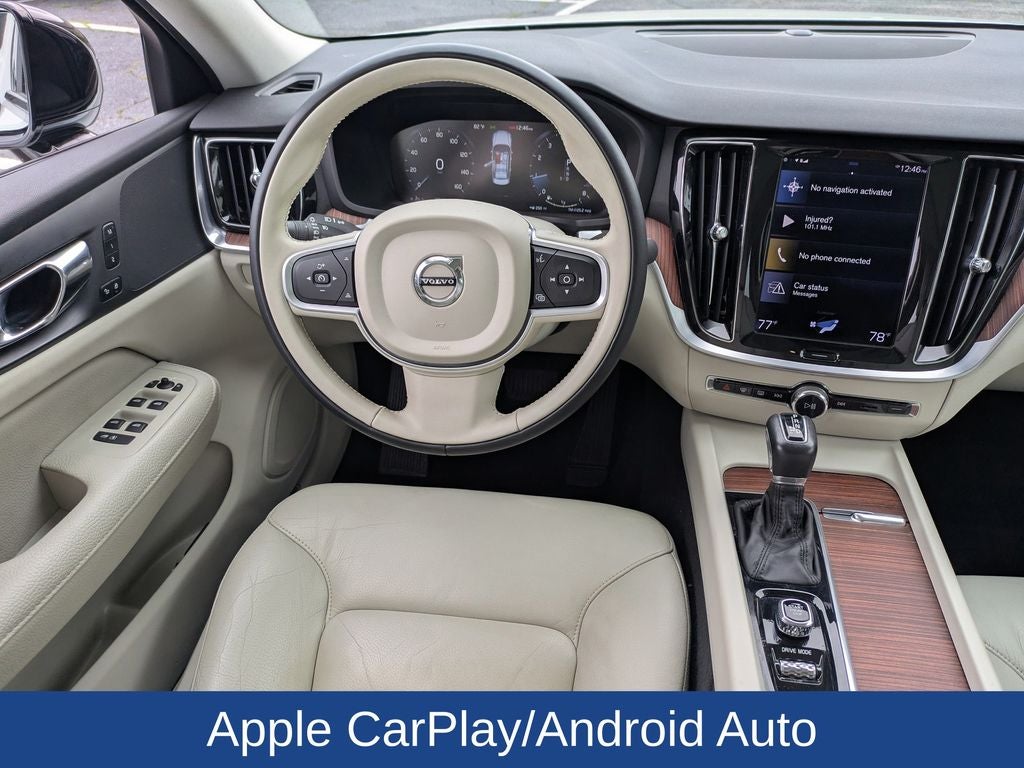 2021 Volvo S60 T5 Momentum
