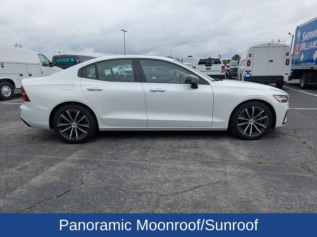 2021 Volvo S60 T5 Momentum