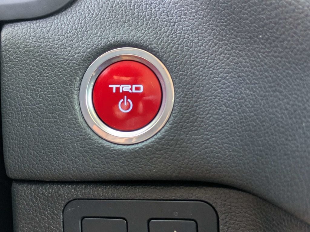2024 Toyota Sequoia SR5