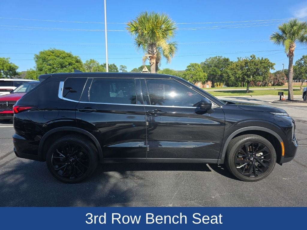 2023 Mitsubishi Outlander SE Black Edition