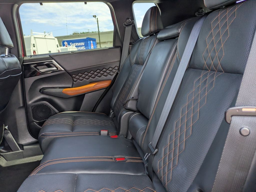 2024 Mitsubishi Outlander SEL