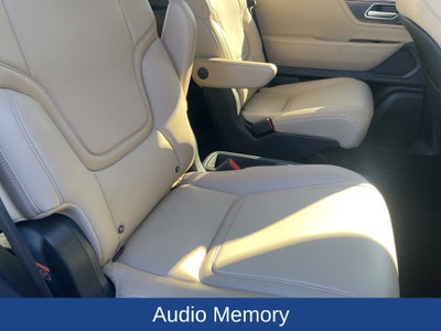 2025 INFINITI QX80 PURE