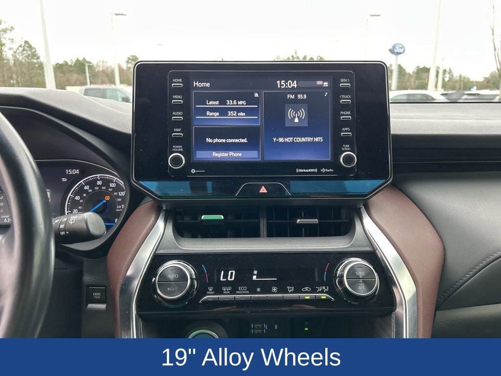 2022 Toyota Venza XLE