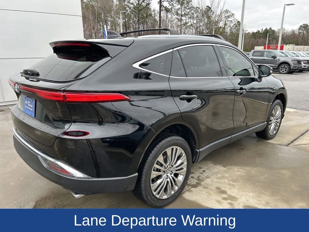 2022 Toyota Venza XLE