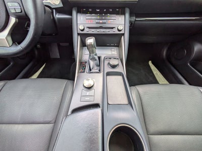 2018 Lexus IS 300