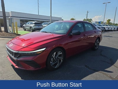 2025 Hyundai Elantra SEL Sport