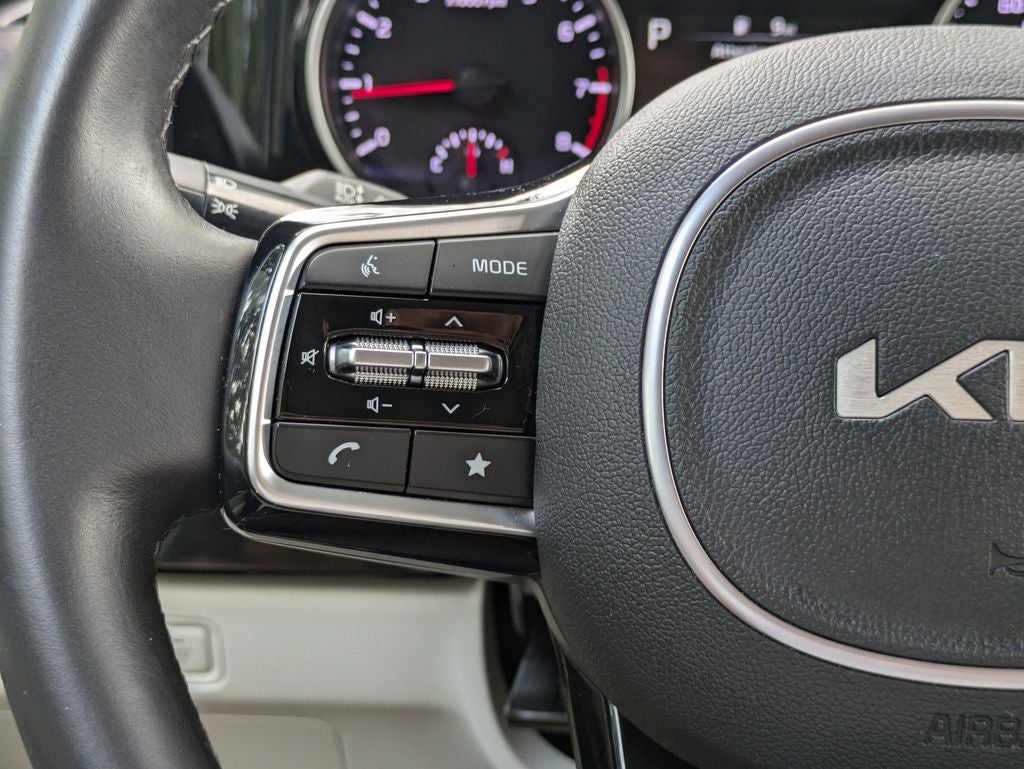 2024 Kia Carnival EX