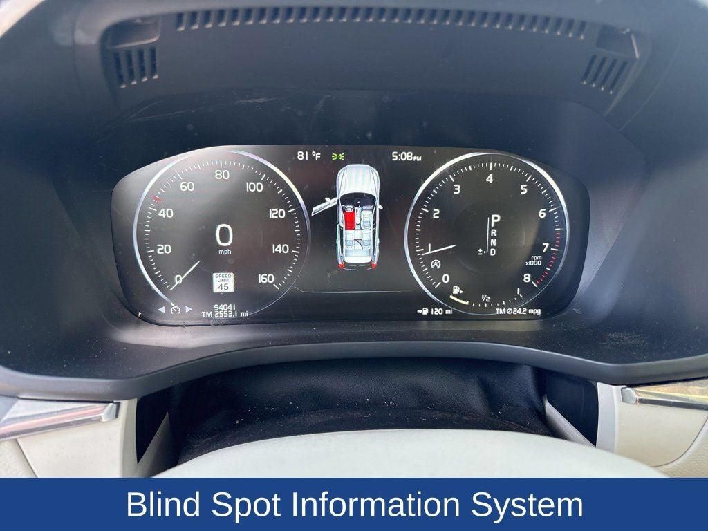 2018 Volvo XC60 T5 Momentum