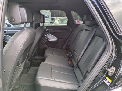 2022 Audi Q3 Premium quattro