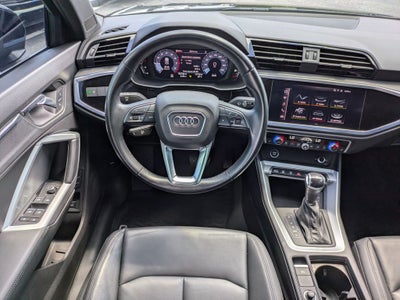 2022 Audi Q3 Premium quattro