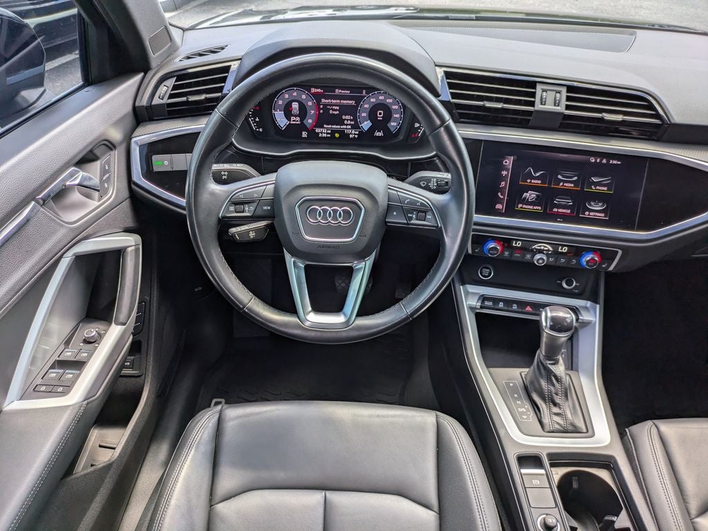 2022 Audi Q3 Premium quattro