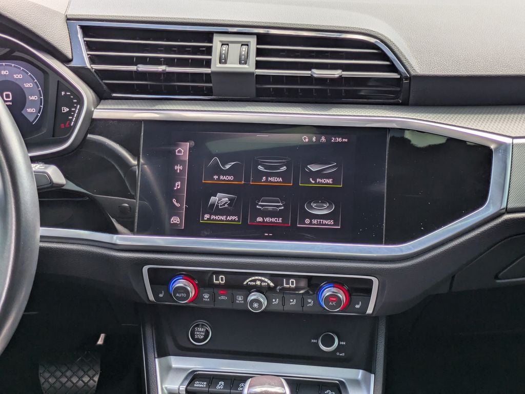 2022 Audi Q3 Premium quattro