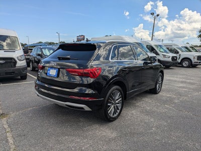 2022 Audi Q3 Premium quattro