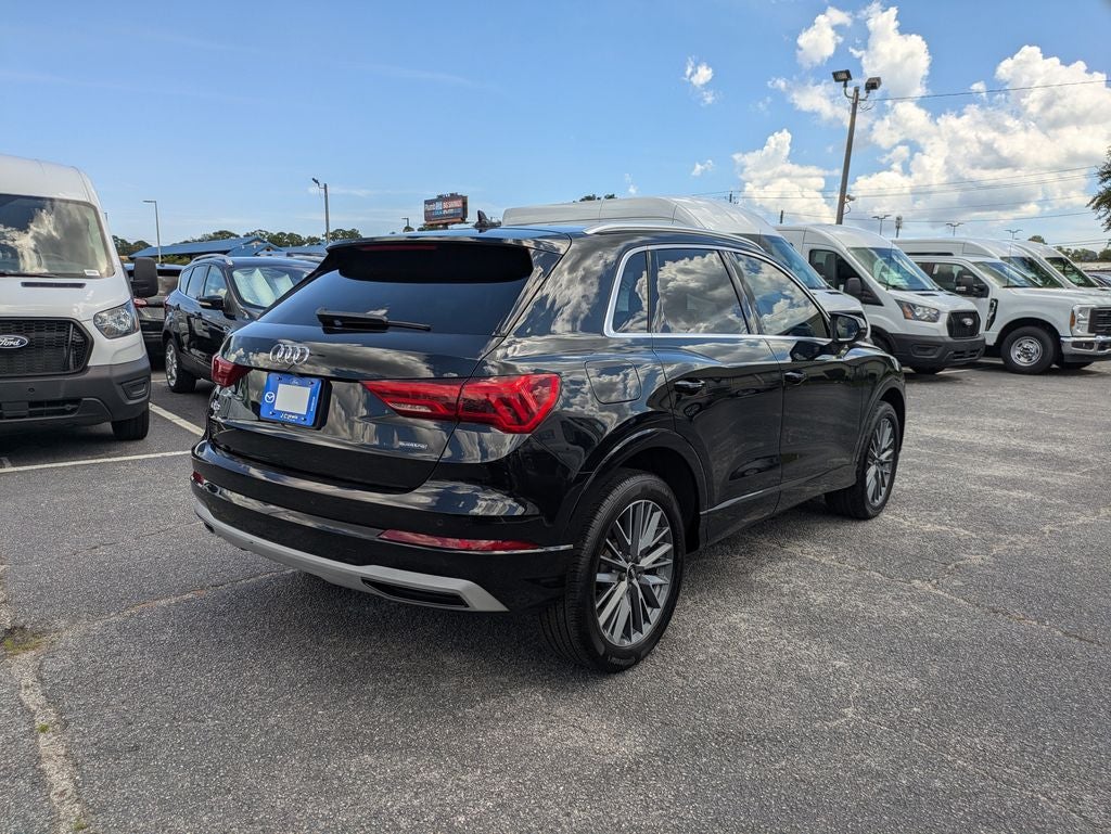 2022 Audi Q3 Premium quattro