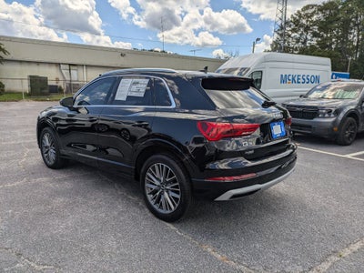 2022 Audi Q3 Premium quattro
