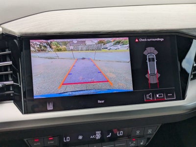 2025 Audi Q4 e-tron Prestige quattro