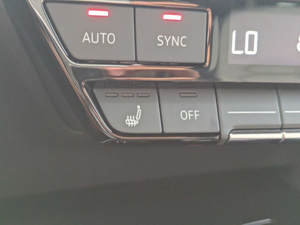 2025 Audi Q4 e-tron Prestige quattro