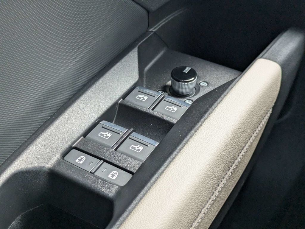 2025 Audi Q4 e-tron Prestige quattro