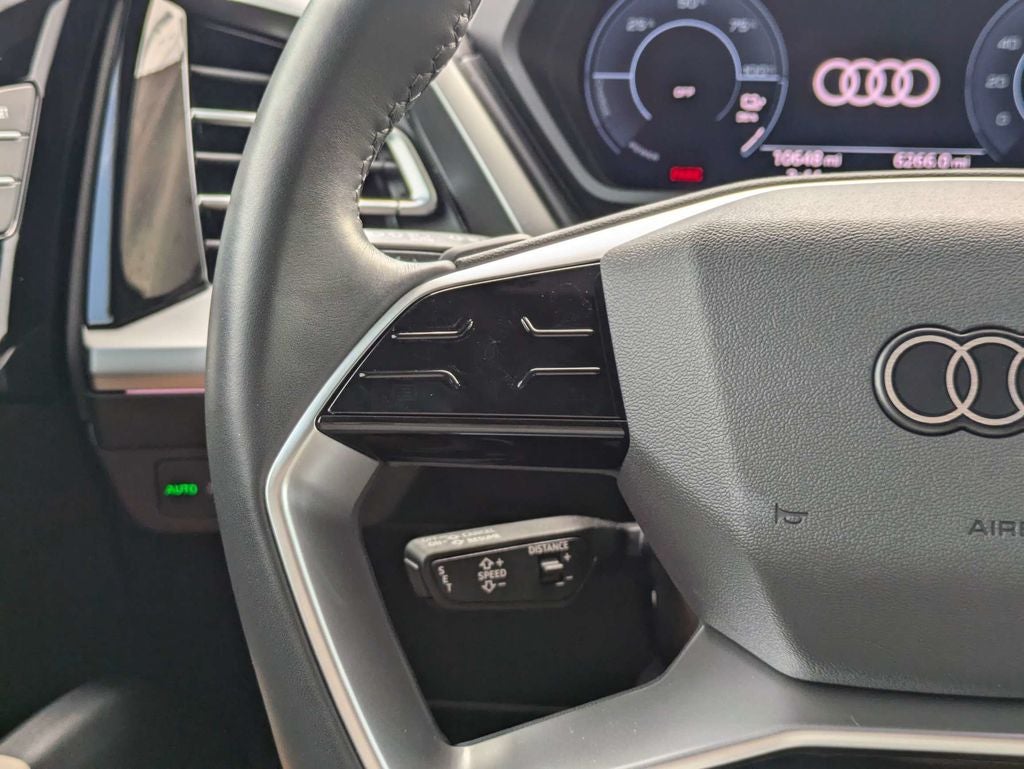 2025 Audi Q4 e-tron Prestige quattro