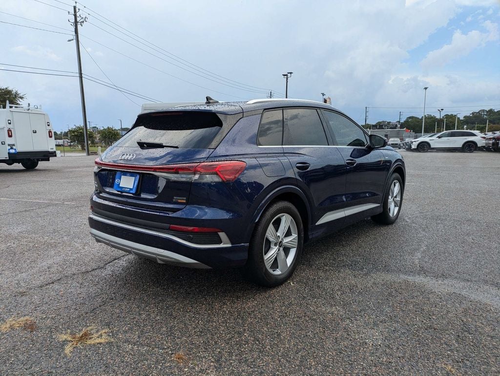 2025 Audi Q4 e-tron Prestige quattro