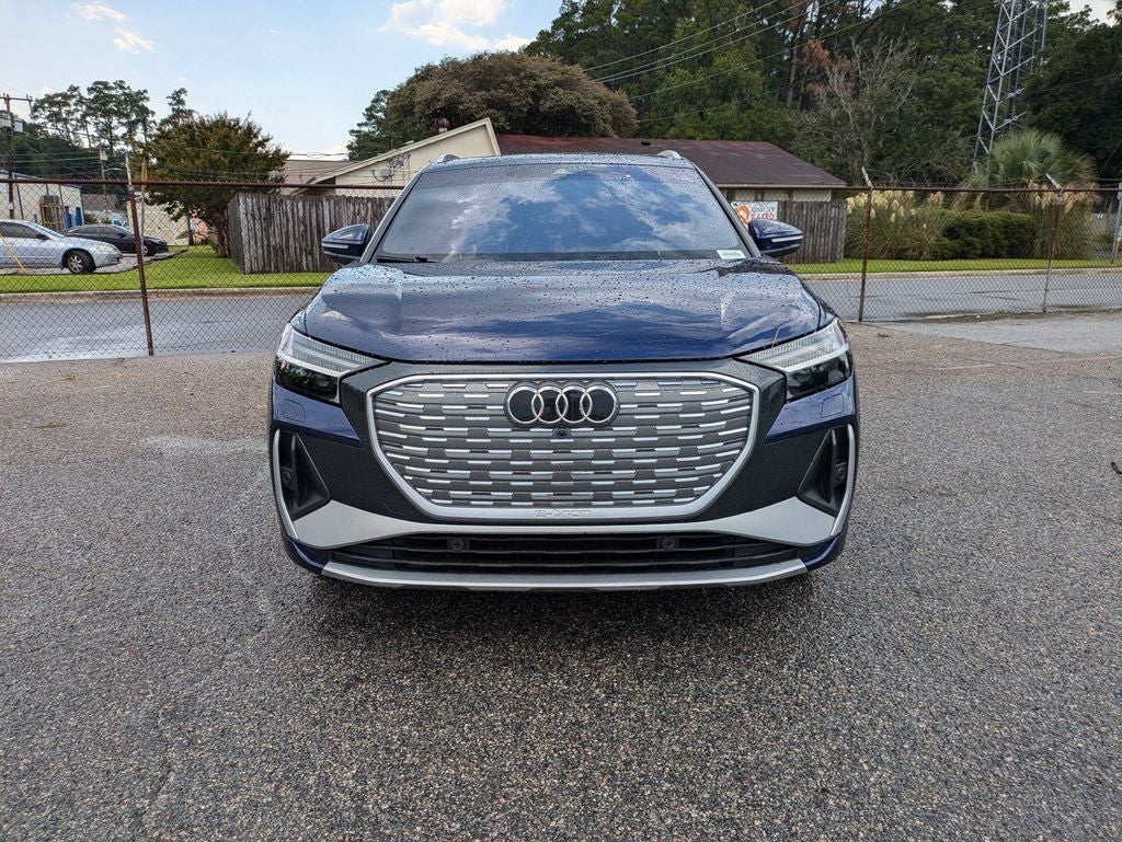 2025 Audi Q4 e-tron Prestige quattro