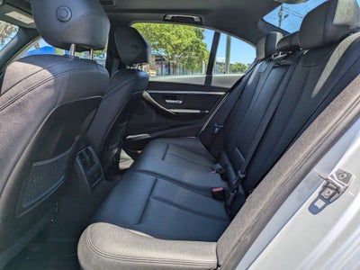 2018 BMW 3 Series 330i
