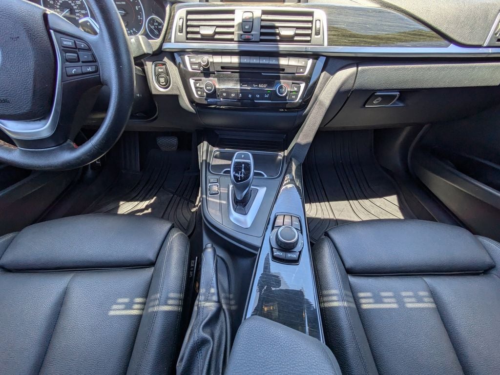 2018 BMW 3 Series 330i