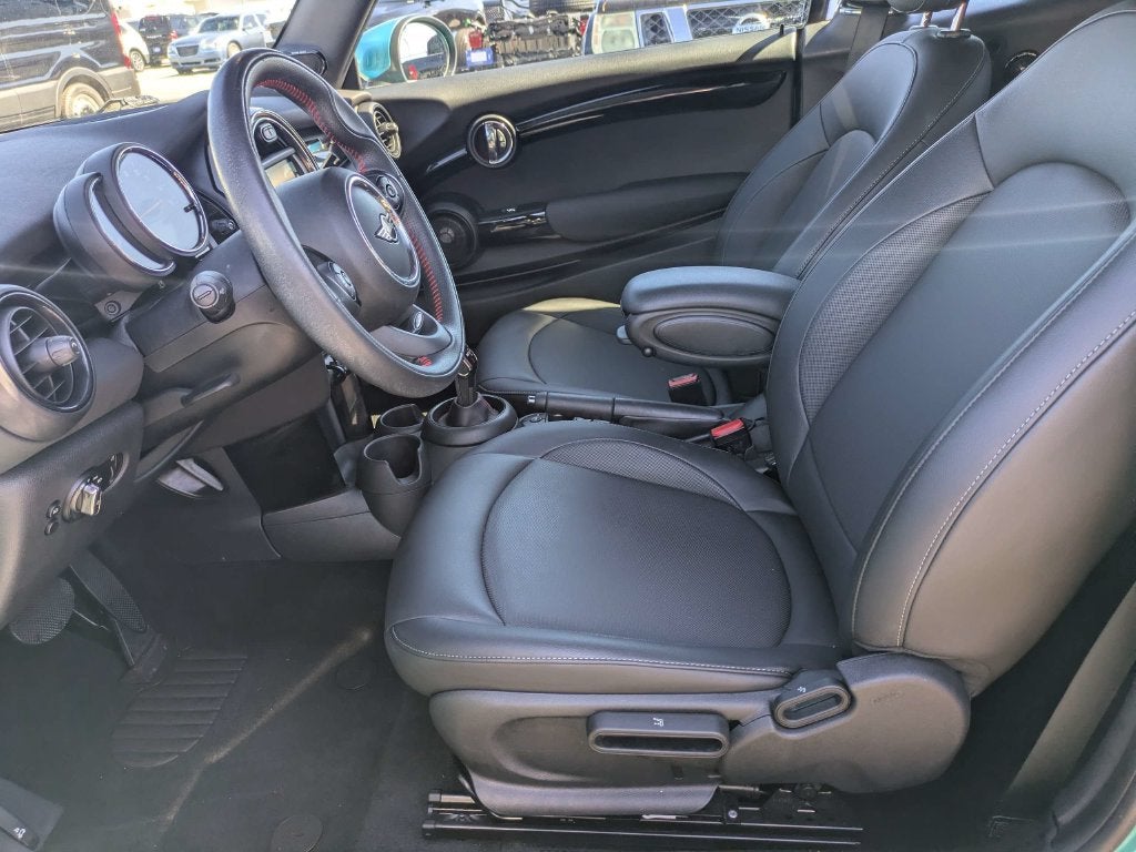 2021 MINI Cooper S Signature