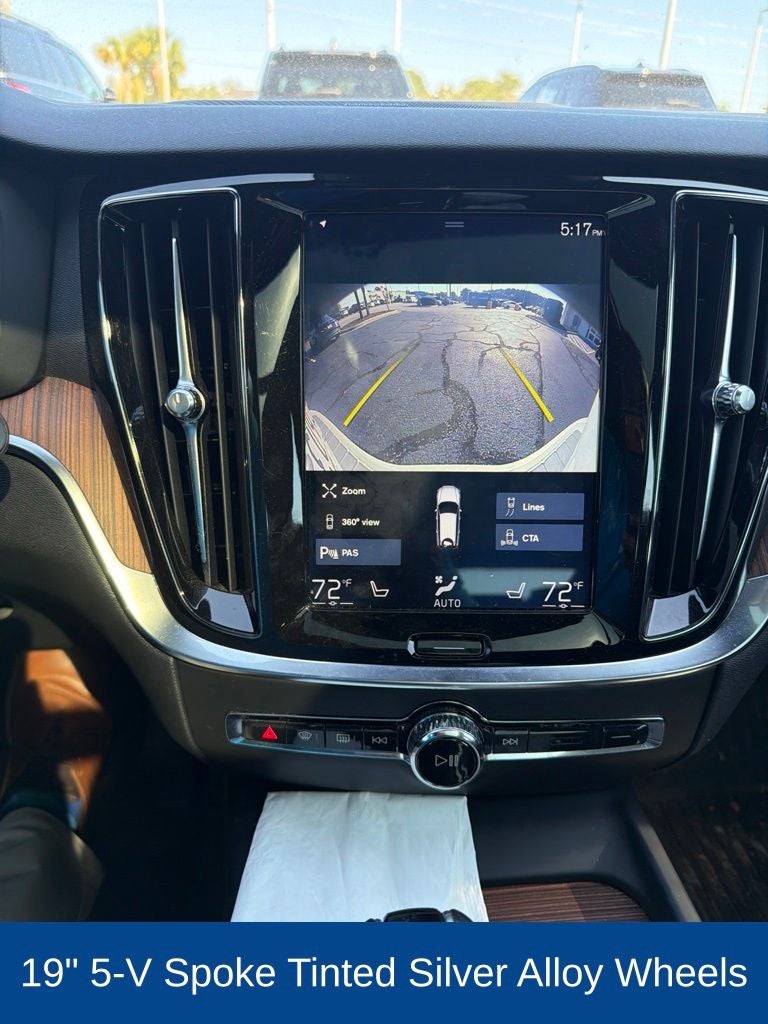 2020 Volvo V60 T5
