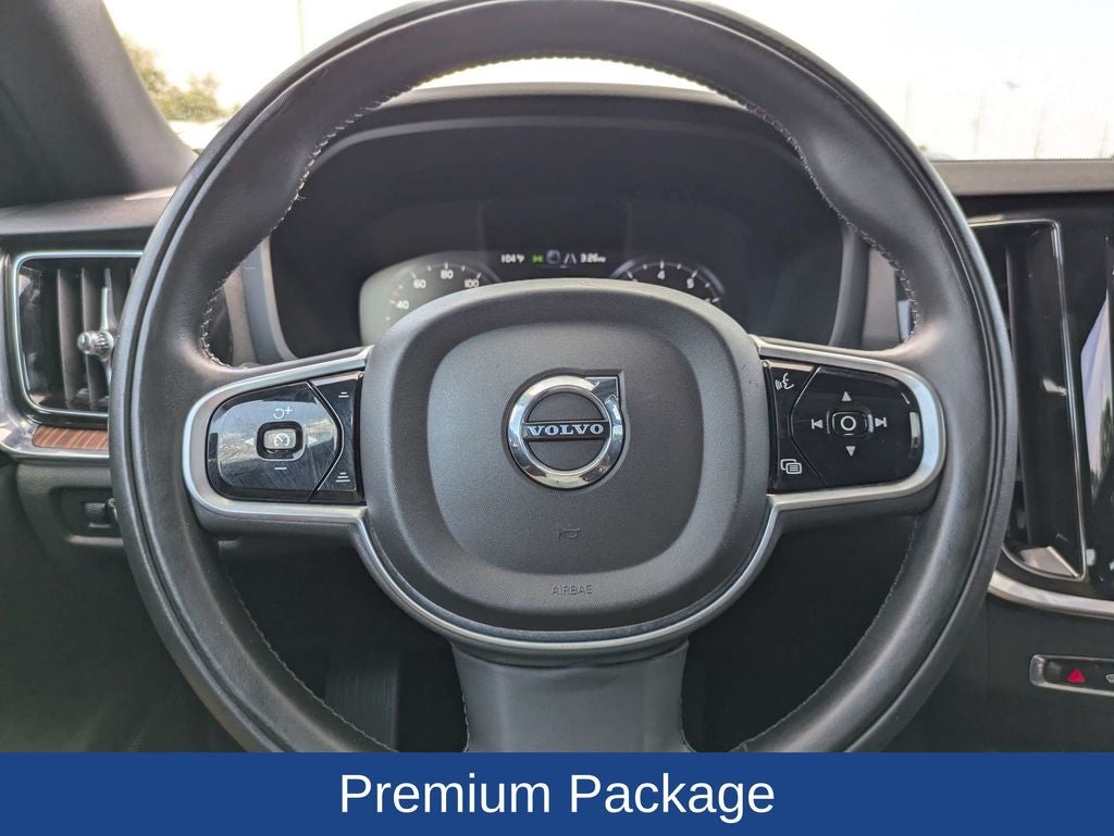 2020 Volvo V60 T5