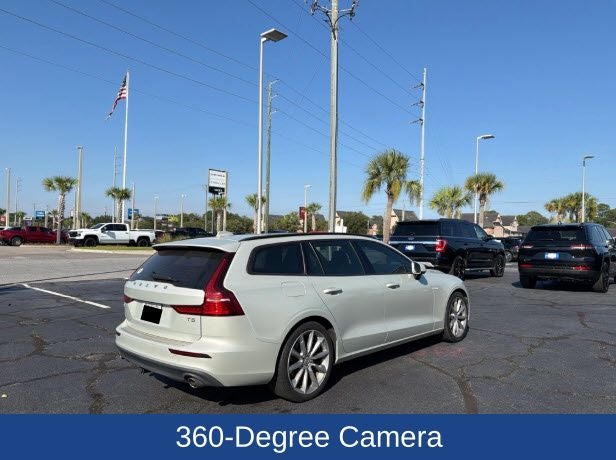 2020 Volvo V60 T5