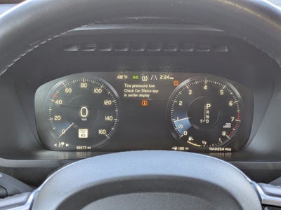 2020 Volvo XC90 T5 Momentum