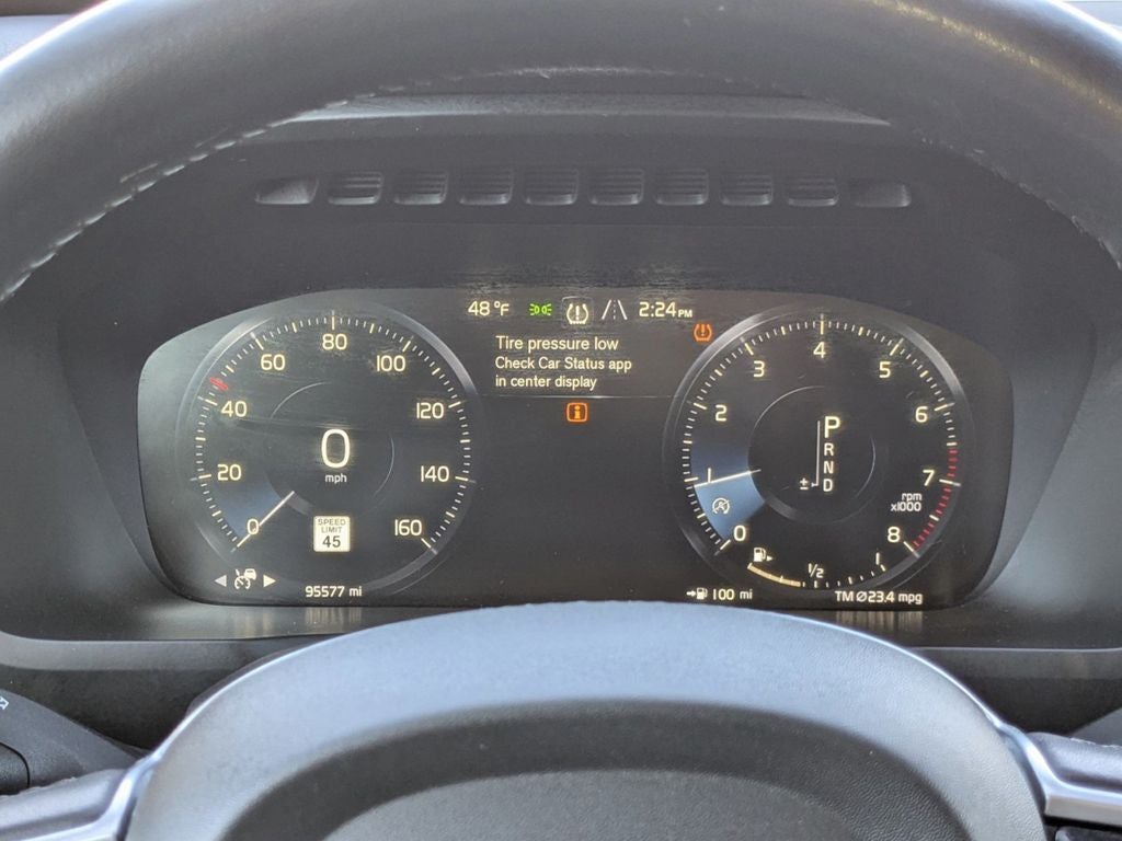 2020 Volvo XC90 T5 Momentum