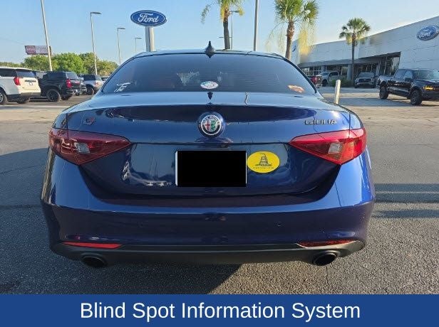 2019 Alfa Romeo Giulia Base