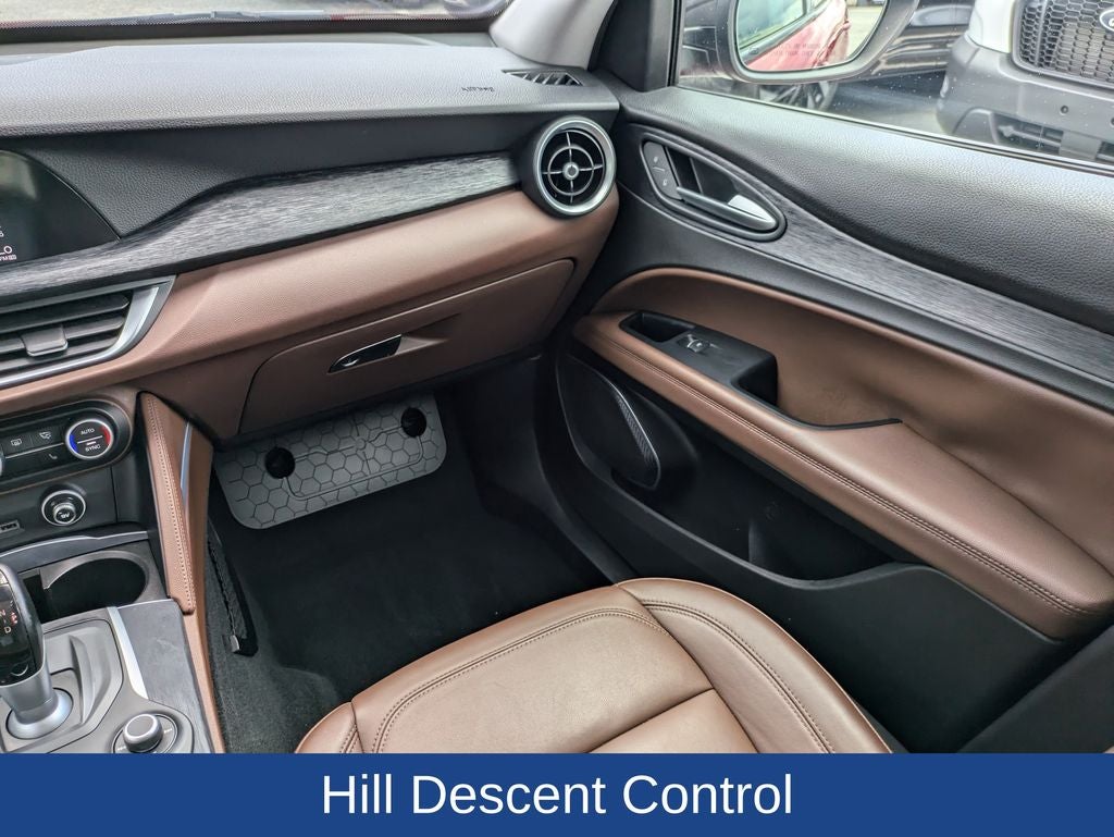 2019 Alfa Romeo Stelvio Base