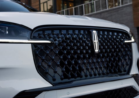 The front grille of a 2026 Lincoln Aviator® SUV is shown. | J.C. Lewis Lincoln in Savannah GA